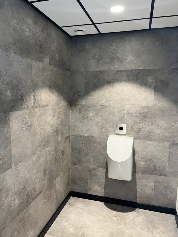 Sandona licht grijs plak PVC tegels | Inclusief leggen - Afbeelding 3